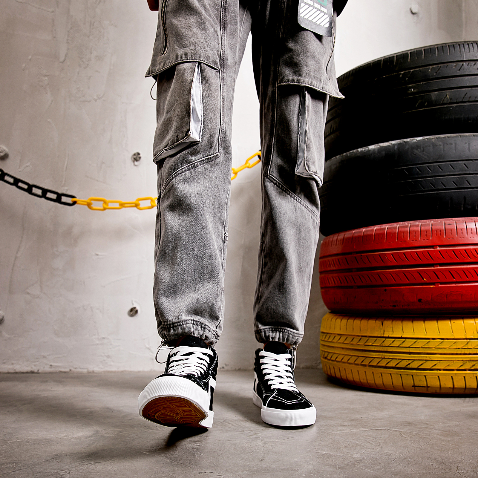 Customized Rubber Shoes for Men Canvas